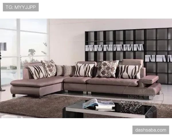 常园躺沙发喝咖啡那张图好惊艳，比赛里那个拼命三郎我都认错人了